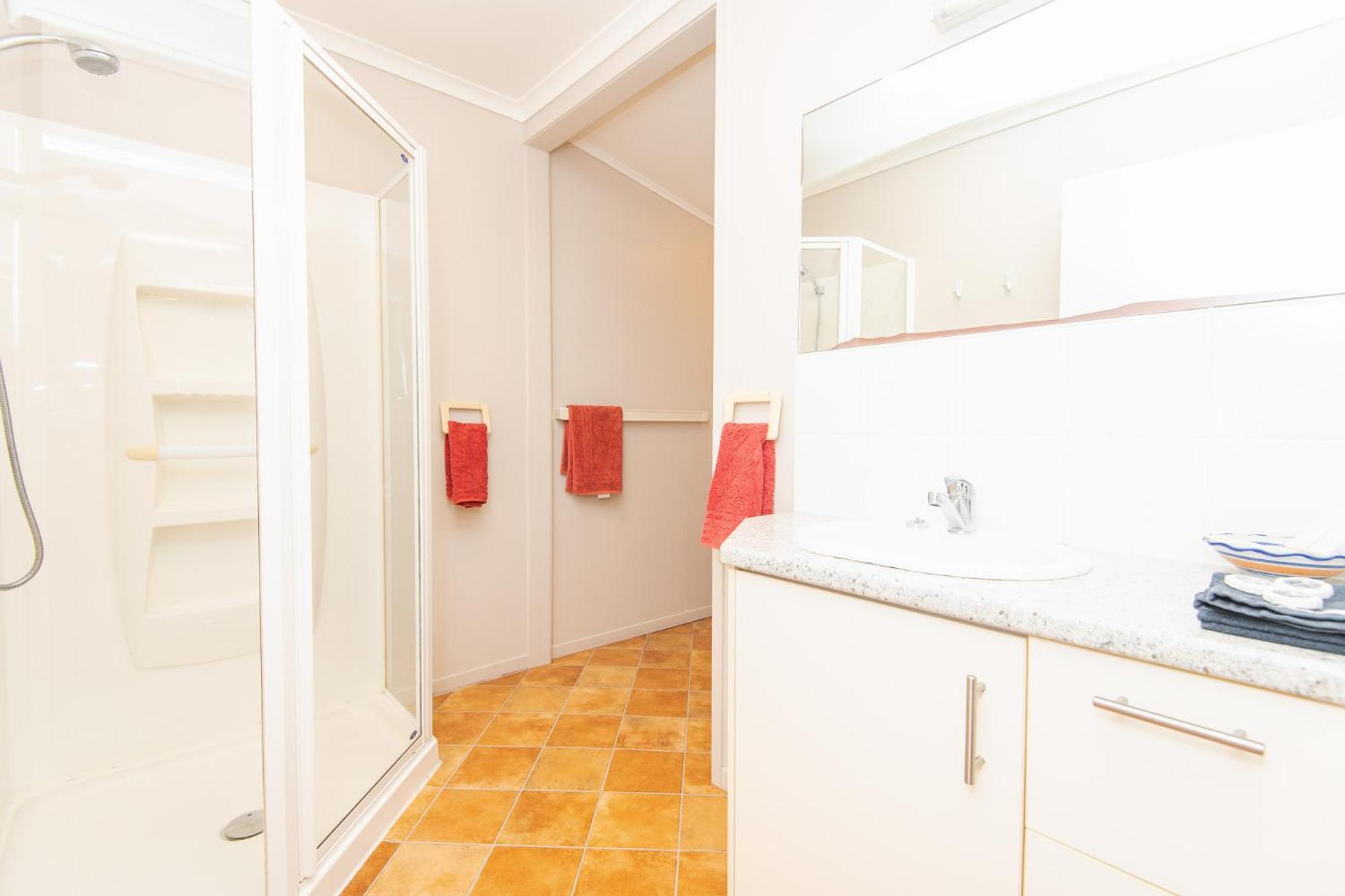 Cascade Garden Apartments Burnt Pine Habitación foto